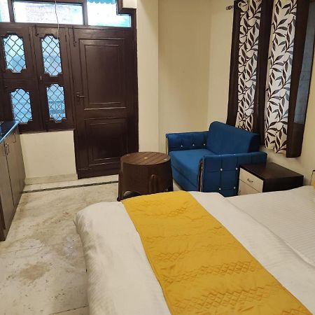 Sun Moon Residency And Apartments, Hotels In Rohini Delhi  Exteriör bild