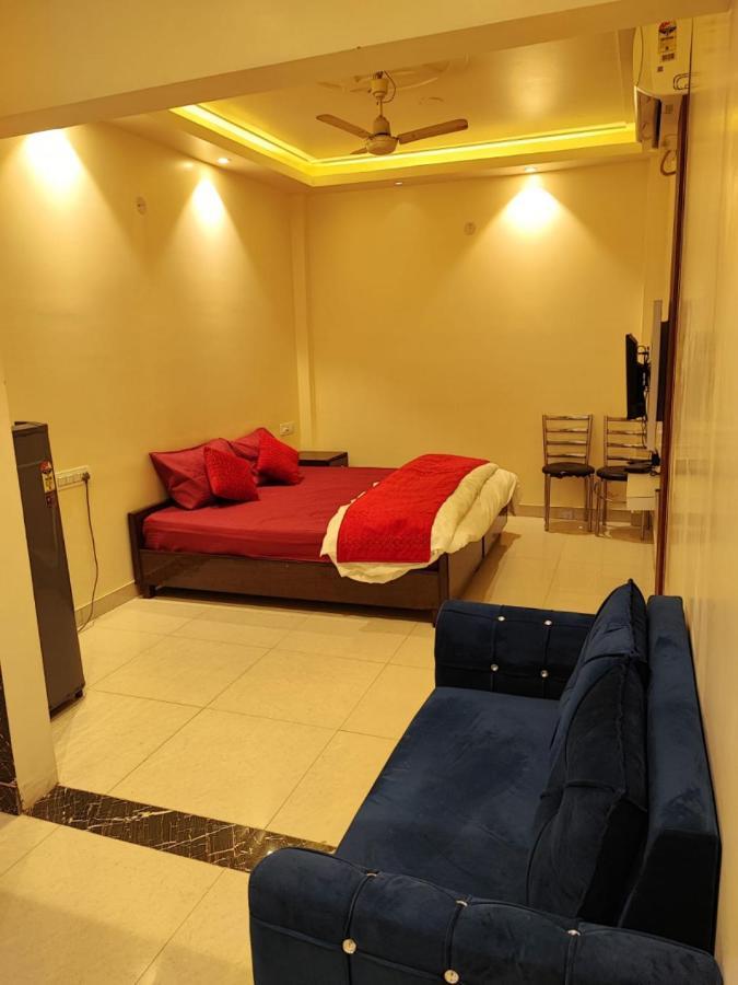 Sun Moon Residency And Apartments, Hotels In Rohini Delhi  Exteriör bild