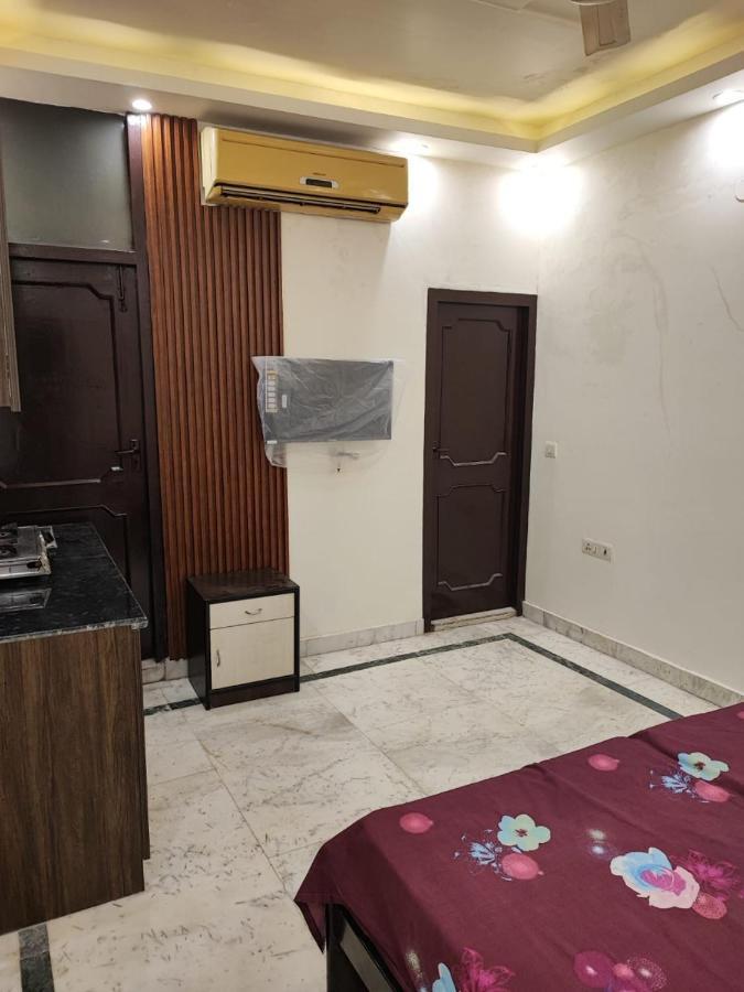 Sun Moon Residency And Apartments, Hotels In Rohini Delhi  Exteriör bild