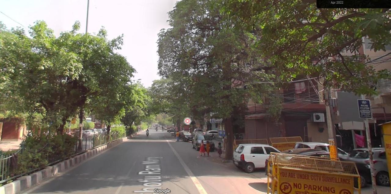 Sun Moon Residency And Apartments, Hotels In Rohini Delhi  Exteriör bild